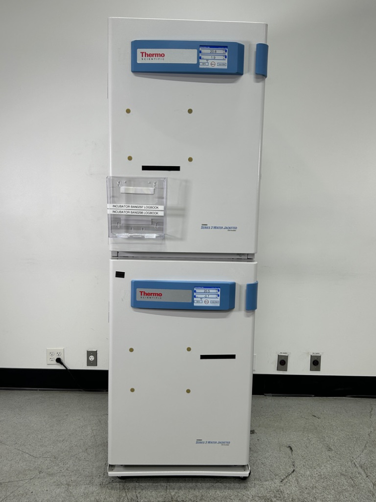 Image of Thermo Scientific Forma Series 3 Water Jacketed CO2 Incubator